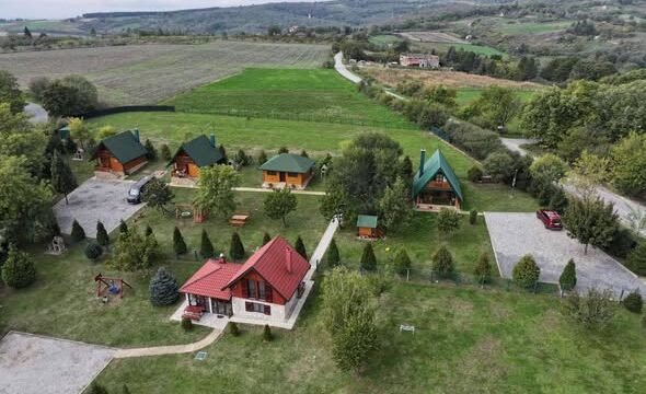 fruskogorske-brvnare-banstol-izdavanje (3)