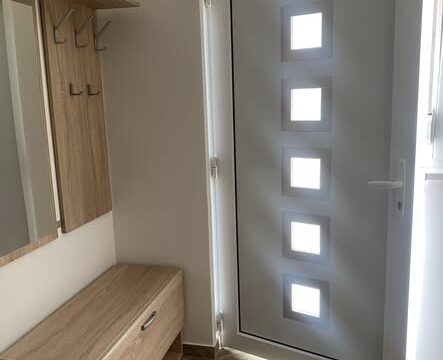 studio-apartman-na-dan-novi-sad-parking