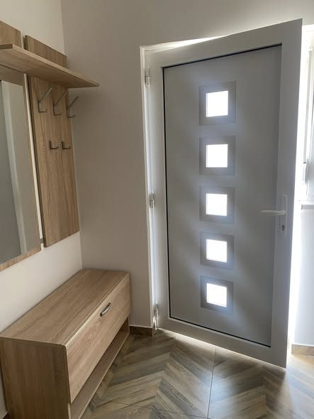 studio-apartman-na-dan-novi-sad-parking