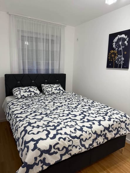 stan-na-dan-nis-sunny-hill-ledena-stena-45m2-parking (2)