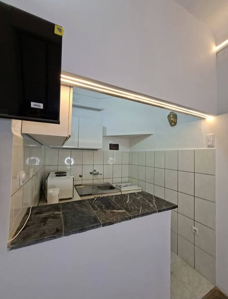 studio-apartman-zemun-centar-gardos-izdavanje-04