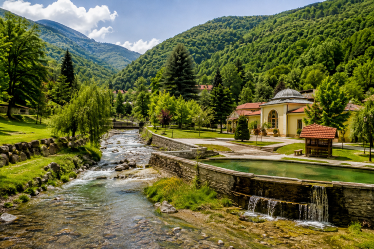 Zvonačka Banja, lekovita voda i priroda u okolini banje